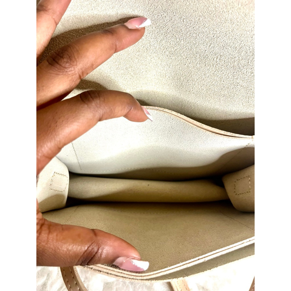Lancaster Paris Envelope Crossbody Clutch with removable strap Beige color - Picture 5 of 7